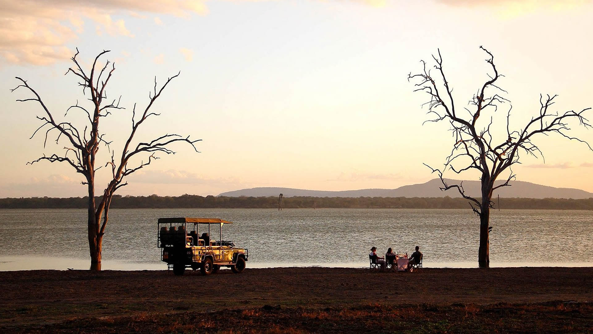 Siwandu Selous Safari Camp